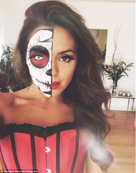 41 Beautiful & Colorful Sugar Skull Halloween Makeup Ideas | Halloween ...