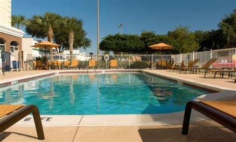 Fairfield Inn & Suites Orlando Lake Buena Vista | Find Your Perfect ...