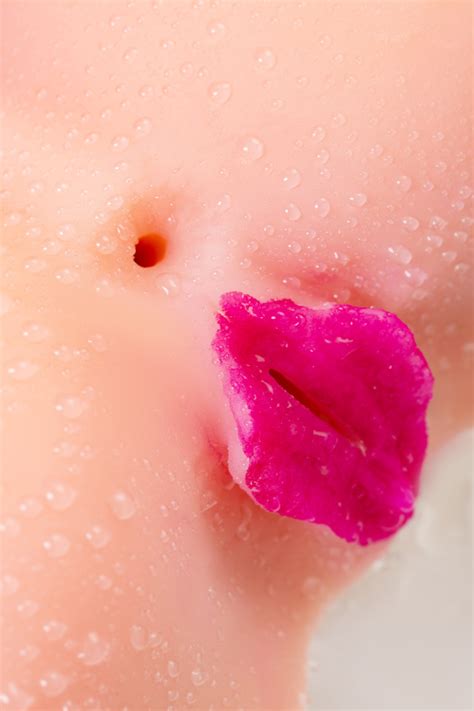 Мастурбатор реалистичный TOYFA Juicy Pussy Sophie с вибрацией вагина и
