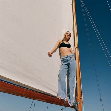 9 Hot Sexy Pilar Mujica Bikini Pics