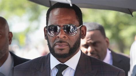 R Kelly Singer Pleads Not Guilty To Updated Sex Abuse Charges Bbc News