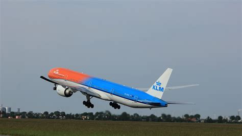 Spot The Difference: KLM Subtly Updates 'Orange Pride' Livery On Boeing 777