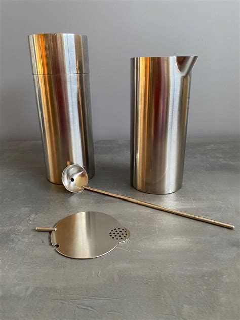 Stelton Arne Jacobsen Cocktail Shaker Cylinda Line Steel