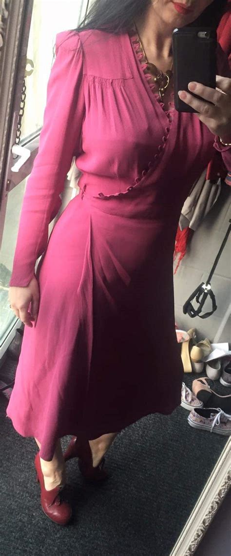 Cougar Takes Selfie Of Her Hot Bod R HotMoms