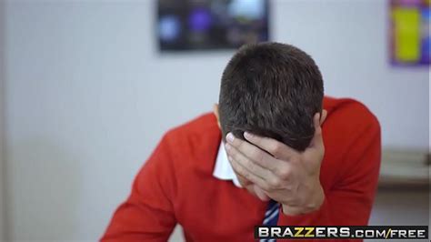 Bruce Venture Search XVIDEOS