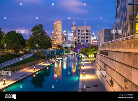 Indiannapolis Skyline Hi Res Stock Photography And Images Alamy