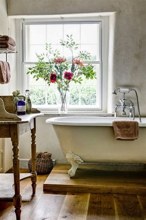 32 Cozy And Relaxing Farmhouse Bathroom Designs - DigsDigs