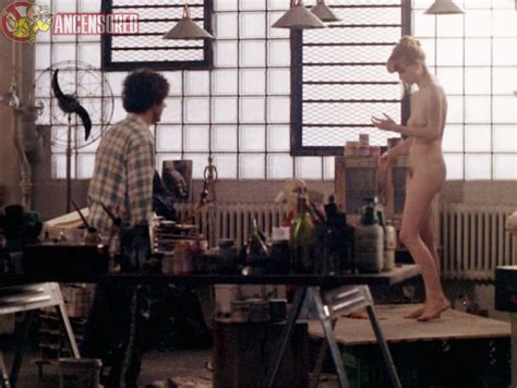 Naked Laura Linney In Maze