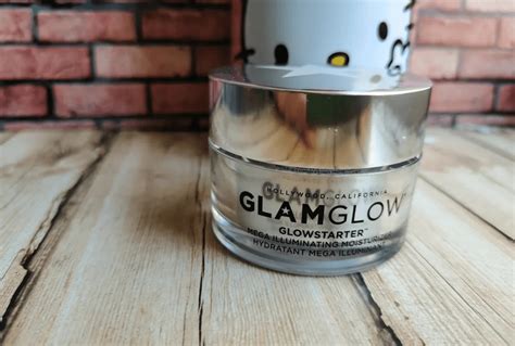 Nyx Nude Truffle Lip Liner Review Guide Lip Liner Hype Glamour N Glow