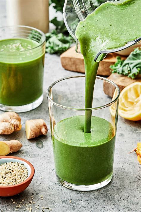 The Ultimate Kale Smoothie - Kalejunkie