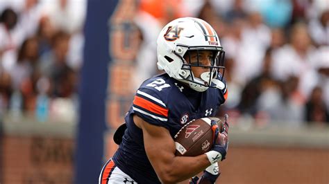 Brian Battie Enters Portal After One Season At Auburn Football