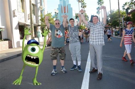 Wordless Disney Fun Part 2 W Videos Linky DisneySMMC WaltDisneyWorld Gay NYC Dad