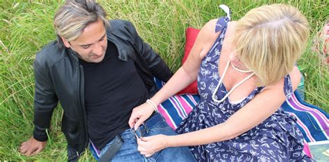 Milf Amy S Hardcore Picnic Fuck Mature Nl