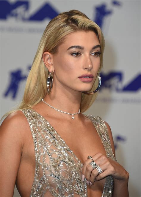 Hot Pictures Of Hailey Baldwin Thblog