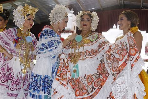 Polleras Que Fueron Premiadas En El Festival Nacional De La Pollera