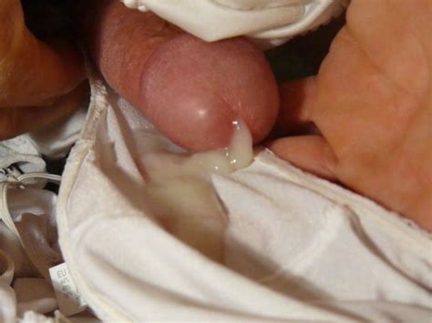 Crossdresser En Lingerie Blanche Soyeuse Thlin Xhamster