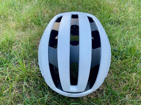 Despite Unique Aesthetics & Additional Weight, Canyons CFR Helmet Is a