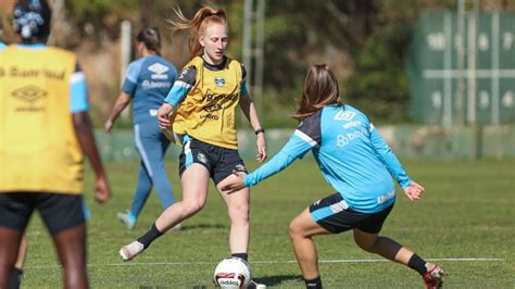 Gurias Gremistas Seguem De Olho No Gauch O E Finalizam Semana De Treino