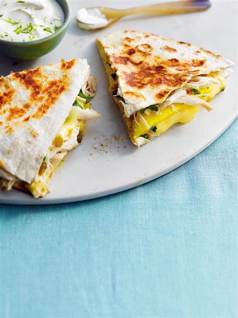 Quesadillas au poulet mangue et brie Châtelaine