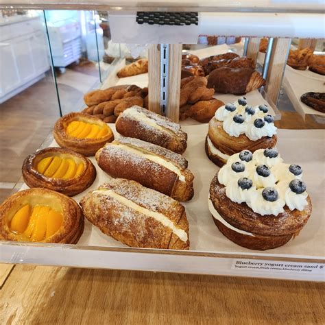Amor Cafe & Bakery – Experience Heavenly Pastries and Cozy Vibes
