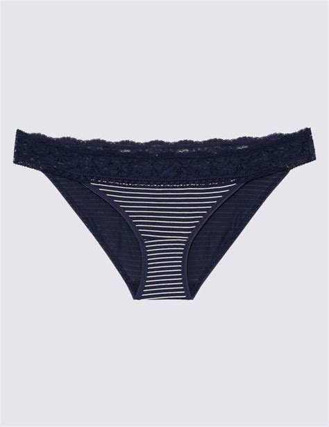 Li Dantel Detayl Bikini K Lot Seti Marks Spencer