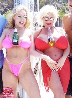 Danni Ashe Sarenna Lee Porn Photos