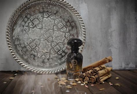I WIDIAN perfume - a fragrance for women and men 2014