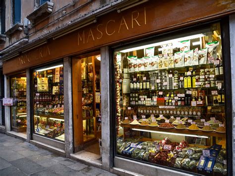 10 Best Food Souvenirs From Venice, Italy + Where I Buy Them - Eating