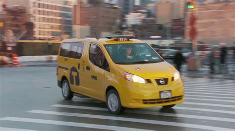 VIDEO REPORT: 25-Year NYC Taxi Driver Says Nissan NV200 Fits the Bill