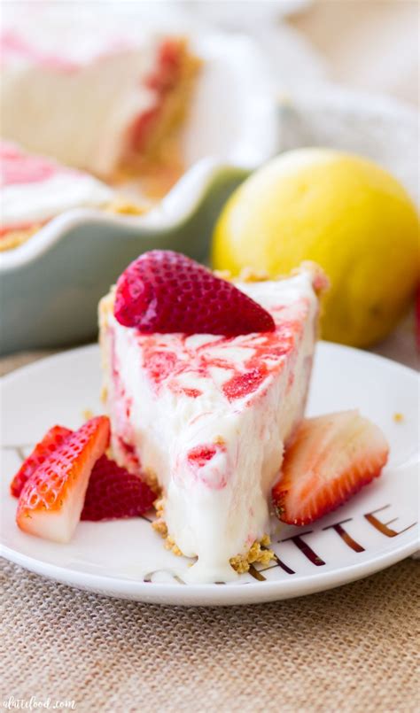 Strawberry Lemonade Icebox Pie A Latte Food