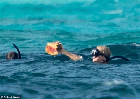 Jennifer Lawrence In A Bikini Photos TheFappening