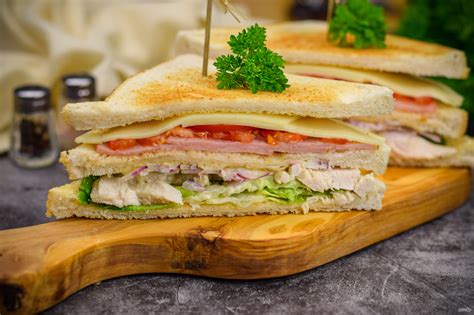 Клубный сэндвич с курицей - пошаговый рецепт с фото на Повар.ру