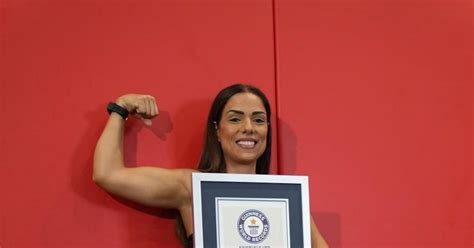 Dubai Amputee Athlete Breaks Guinness World Record For Longest Wall Sit