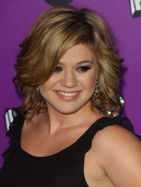 Winsome Kelly Clarkson Hairstyle Kelly Clarkson Hair Special