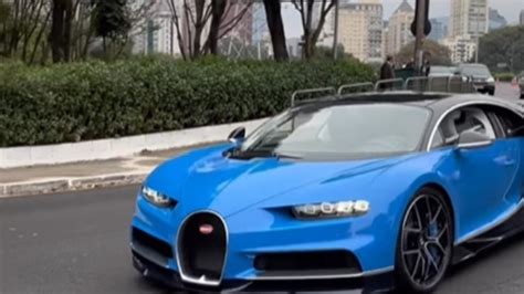 Carro mais caro do Brasil Bugatti único no país faz barulho em SP