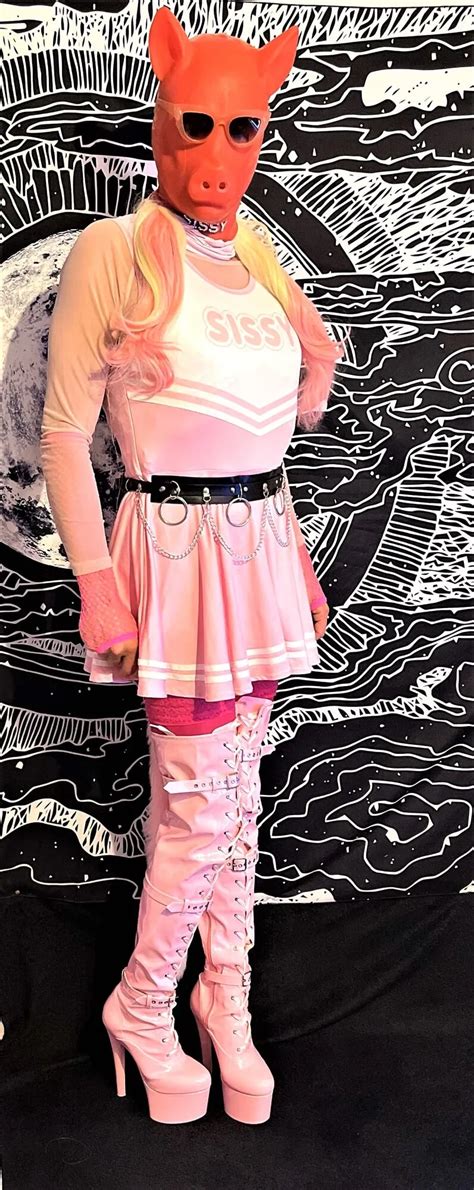 Sissy Presenting Her Stretched Ass Pussy Nude Pics XHamster