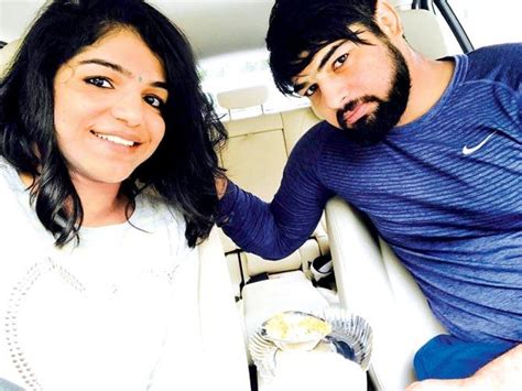 Sakshi Malik congratulates husband Satyawart Kadian on Arjuna award win