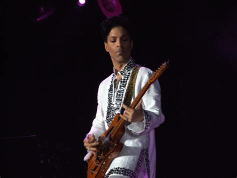 historia  biografia de prince