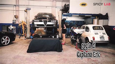 Versaute Garage Versaute Milf Fickt Einen Bodyshop Arbeiter In Einer Garage Mit Bianka Blue