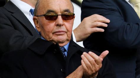 Quién es Joe Lewis, una de las 500 personas más ricas del mundo y dueño ...