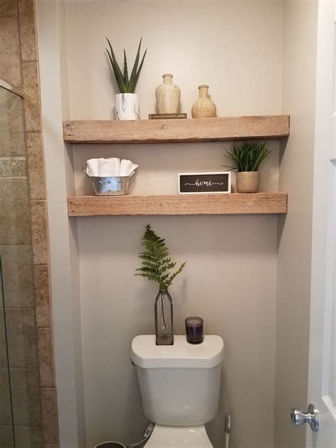 How To Decorate A Water Closet