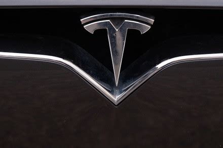 54 Tesla signs Stock Pictures, Editorial Images and Stock Photos ...