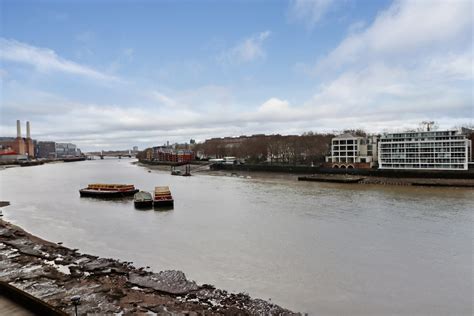 Riverside Court, Nine Elms Lane, SW8 – Radstock Property