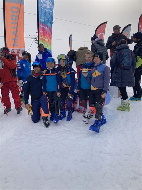 La Tania Ski Blog - Latest news, snow reports, ski information, photo