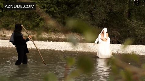 THE UNTAMED NUDE SCENES AZNude