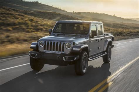 Jeep Confirma Picape Gladiator Para Automais