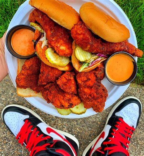 Daves Hot Chicken Menu In Houston Texas USA