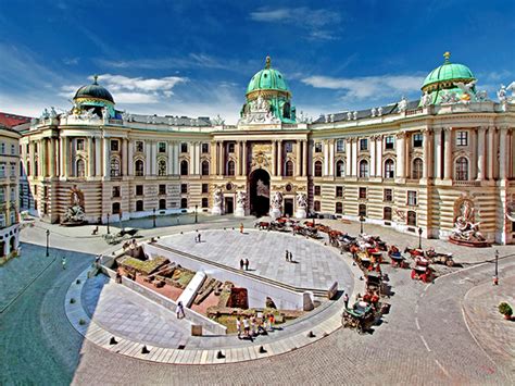 90 Minuten Highlight Führung im Wiener Zentrum mit einem Stadtführer