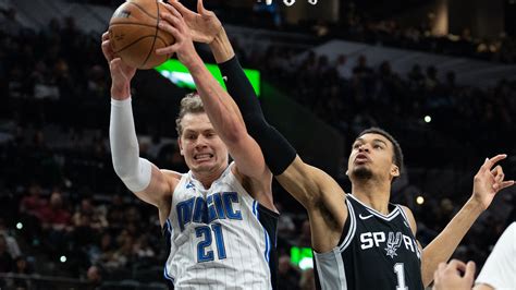 Nba Wembanyama Et Les Spurs Ont Cru à La Remontada Mais S Inclinent à Nouveau Face Au Magic