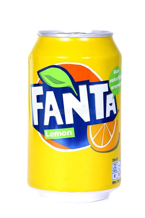 Fanta Lemon redactionele fotografie. Image of knipsel - 131161832